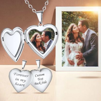 Collier Pendentif Cœur Personnalisé avec Photos pour Femme Scène