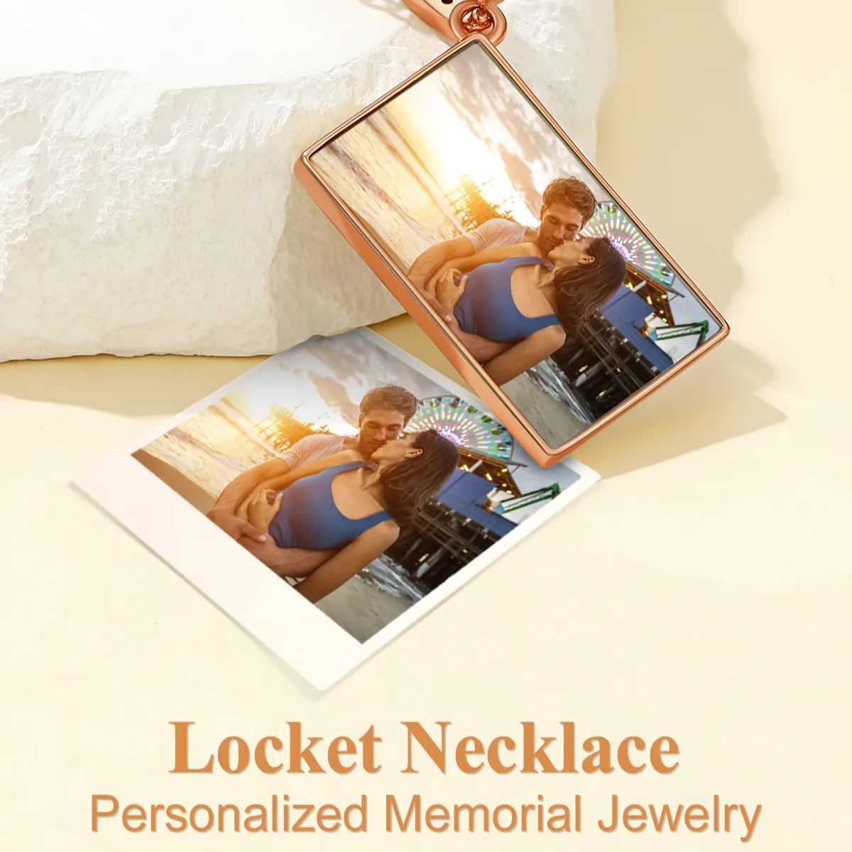 Collier Photo Enveloppe Personnalisé avec Zircon pour Femme Scène