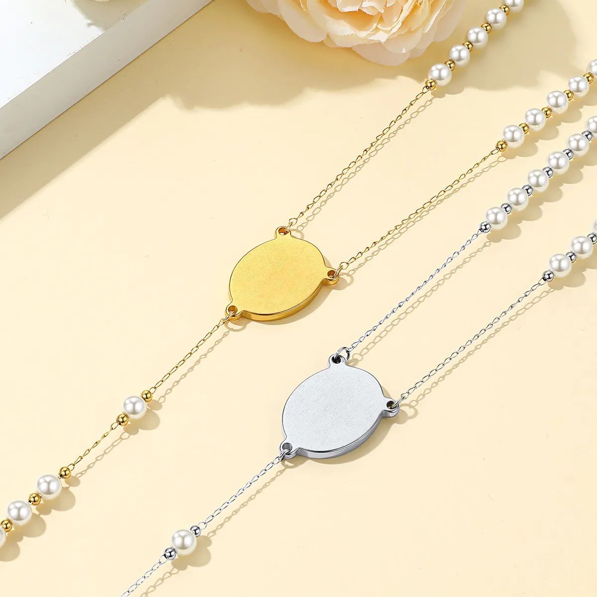 Collier Chapelet Personnalisé avec Croix Détail