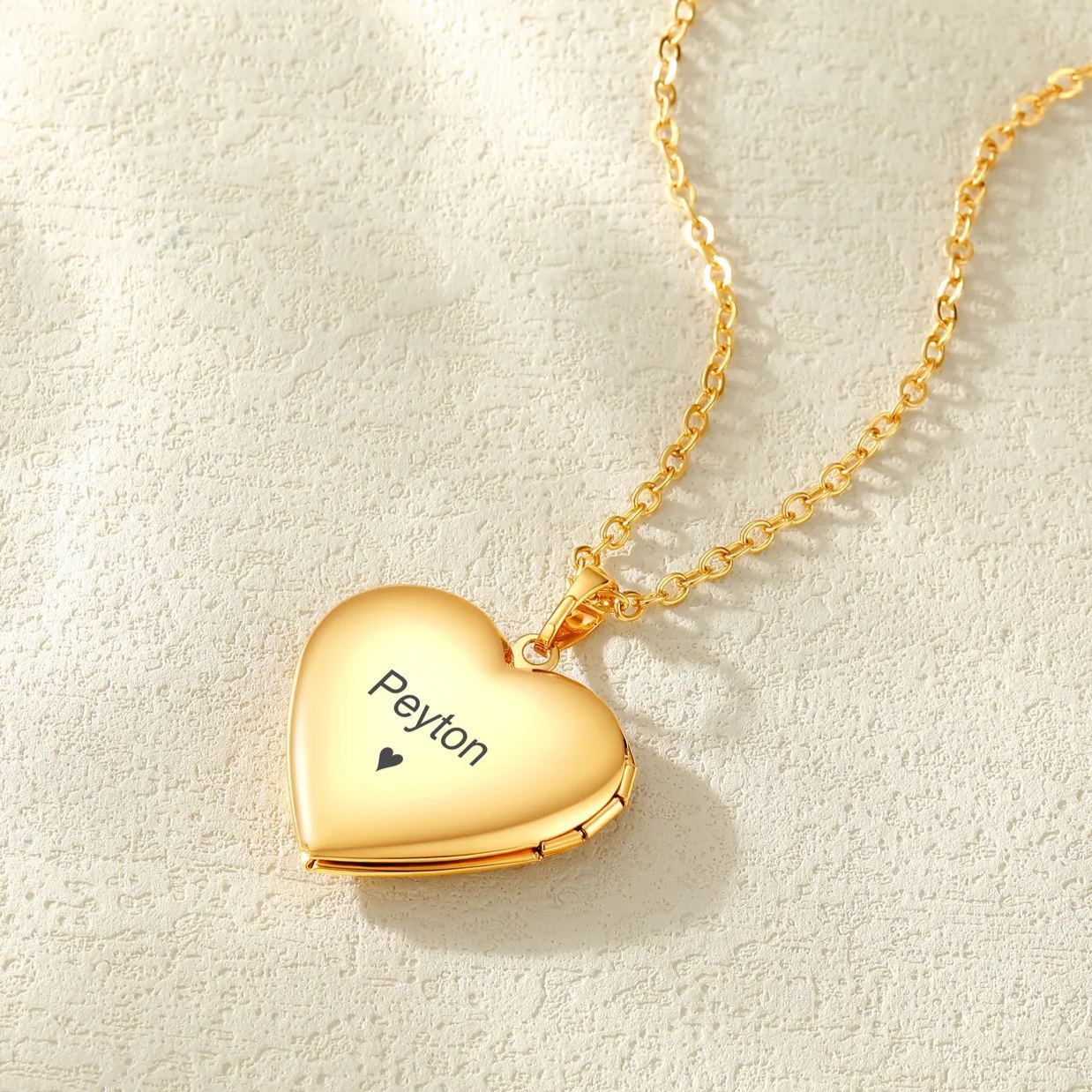 Collier Médaille Cœur Gravé Photo | Collier photo et gravure