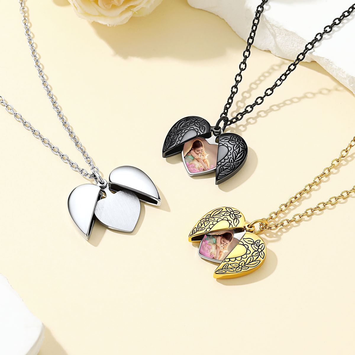 Collier Mémoire Médaillon Cœur Photo avec Fleur 3 couleurs