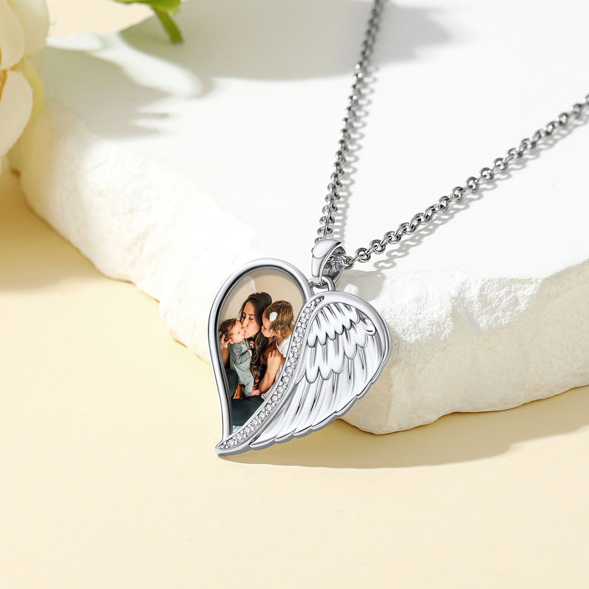Collier Médaillon Cœur Photo Personnalisé avec Ailes d'Ange argenté