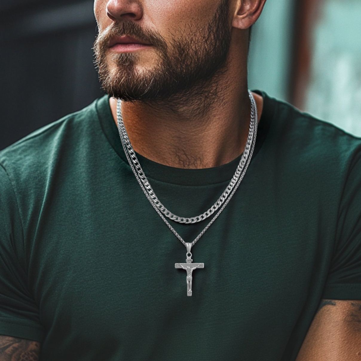 Collier Croix Catholique pour Homme 