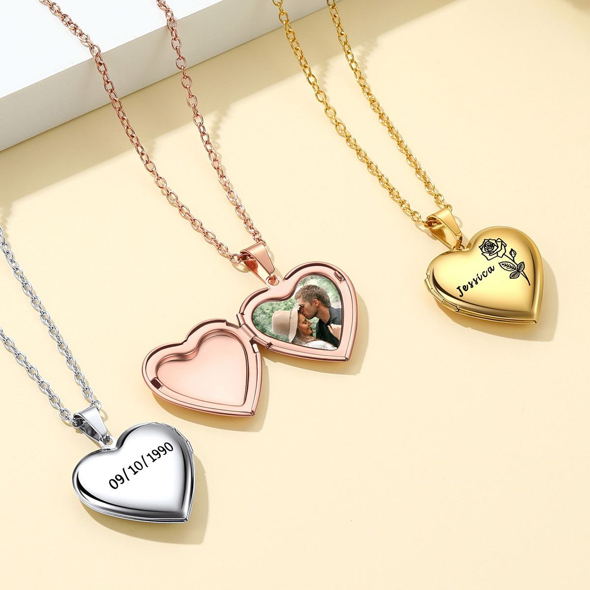 Collier Médaillon Cœur Fleur de Naissance Personnalisé 3 couleurs