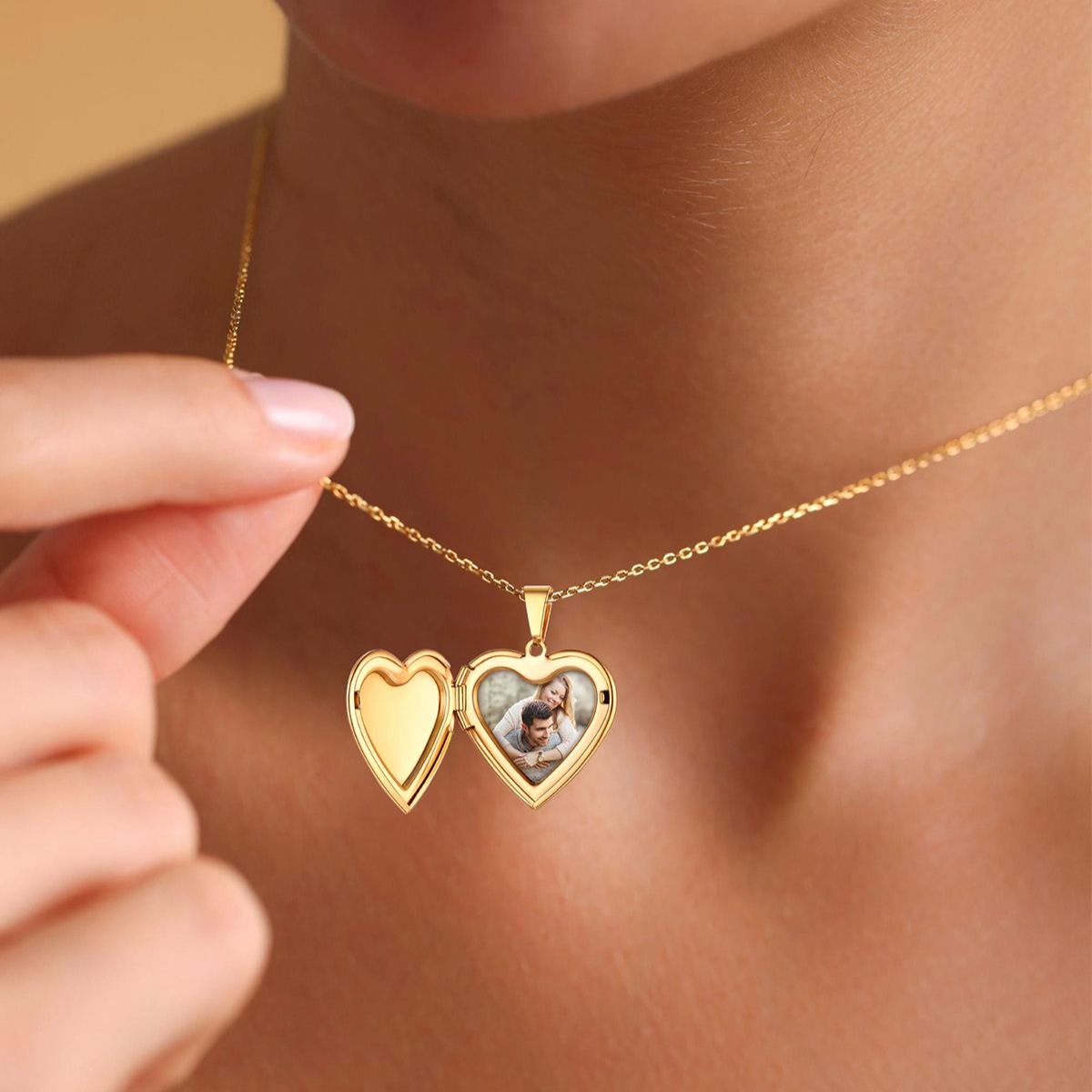 Collier Médaillon Cœur Personnalisé avec Photo Cadeau Femme