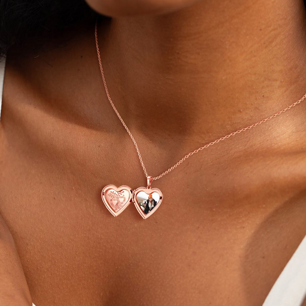 Collier Médaillon Cœur Gravé Photo pour femme