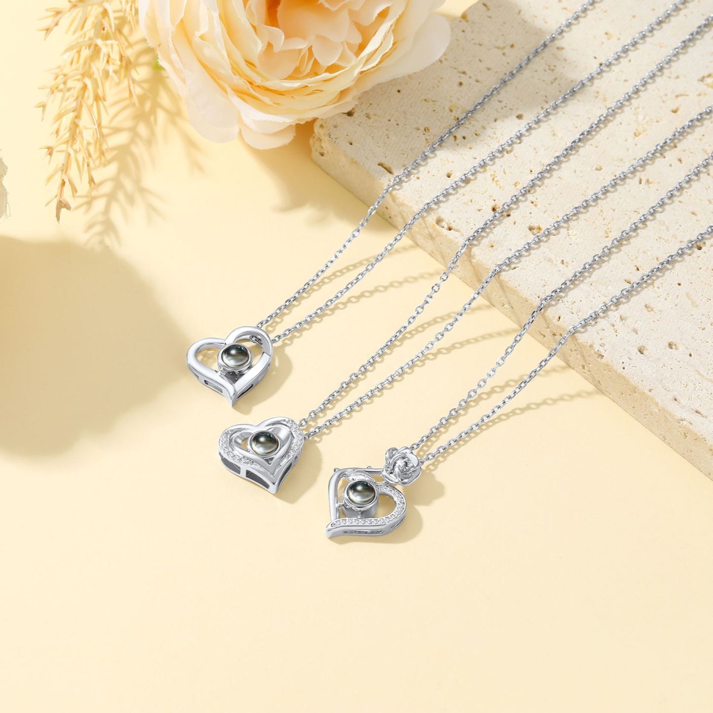 Collier Personnalisé 3 Cœurs avec Photo à l’Intérieur