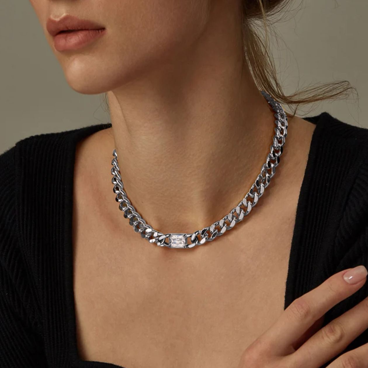 Collier Ras-de-Cou Chaîne Cuban 7MM avec Pierre de Naissance pour Femme