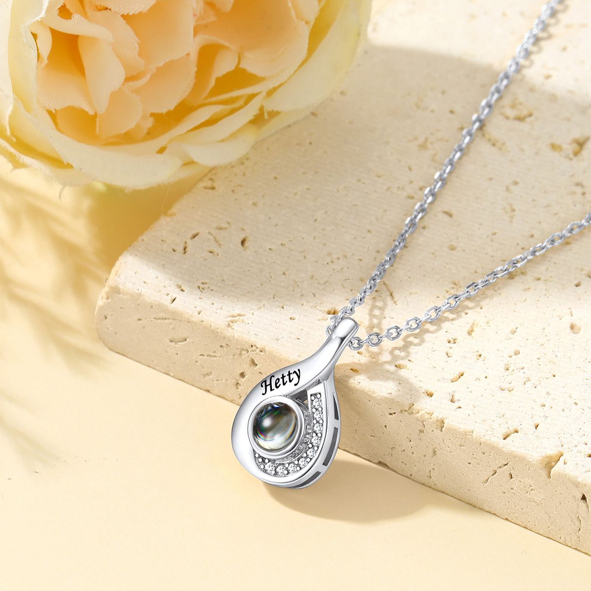 Collier Argenté Photo Projetée – Cadeau Personnalisé pour Elle 
