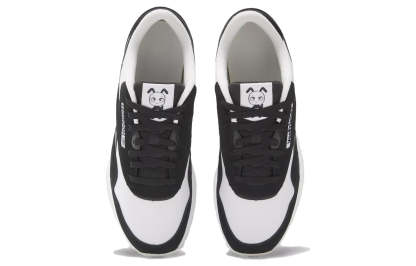 Rettgebok Classic Nylon x VeeFriends 'Accountable Ant Pack - White' 100033808