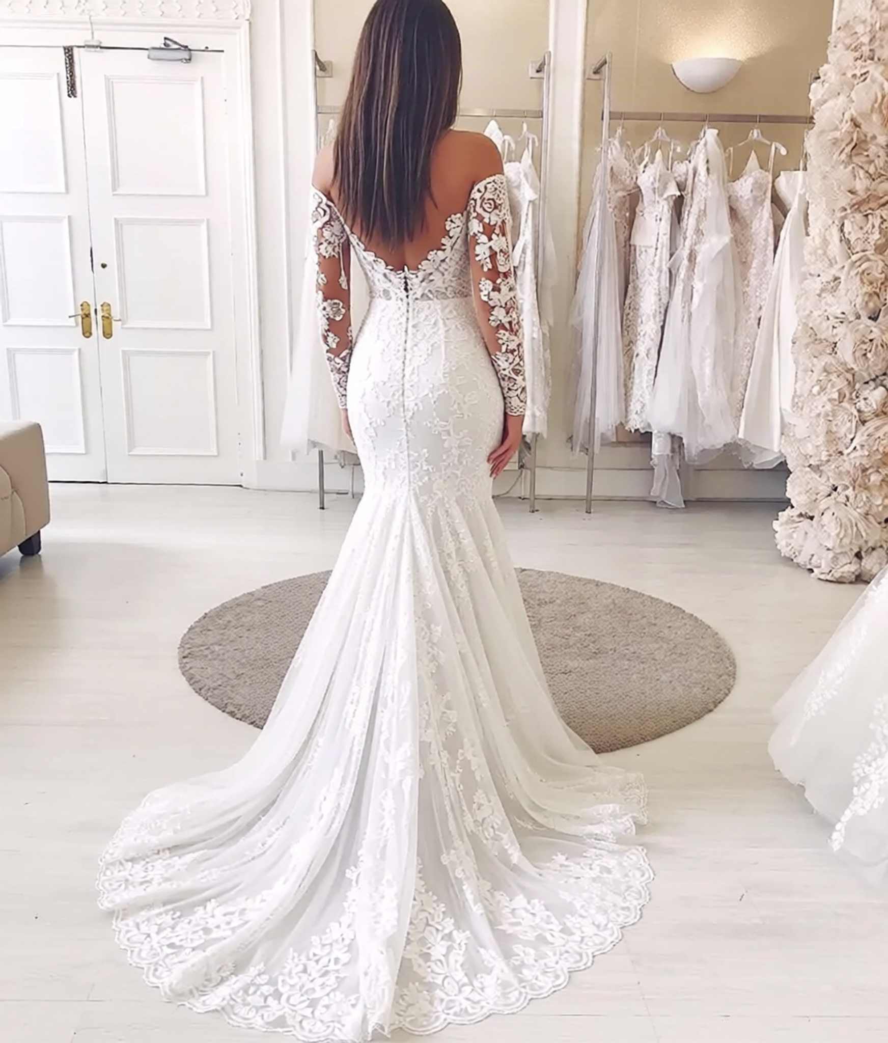 BMbridal Long Sleeves Mermaid Wedding Dress Lace V-Neck Bridal Gowns