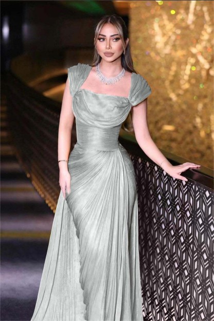 Daffodils Square Neck Sleeveless High Waist Long Pleated Prom Dress With Split