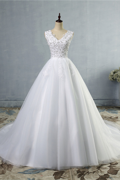 BMbridal Stunning V-Neck Sequins Tulle Wedding Dresses A-Line Lace Appliques Bridal Gowns Online