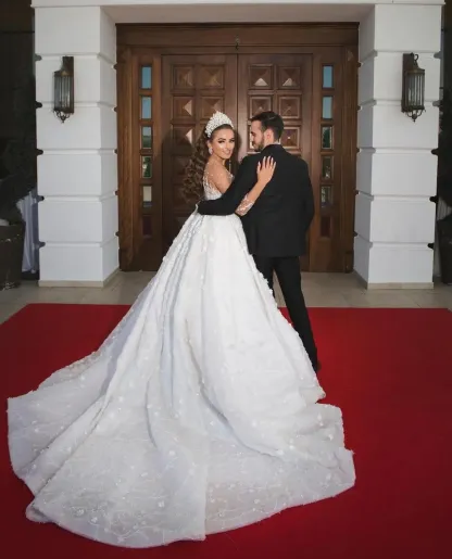 Simple Sweetheart Long Ball Gown Wedding Dress with Sleeves Beads
