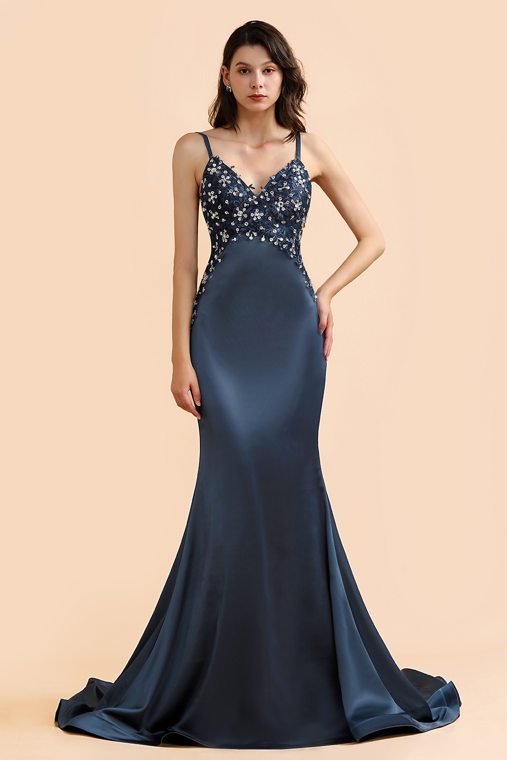 BMbridal Affordable Spaghetti Straps V-Neck Prom Dresses Sleeveless Appliques Beadings Party Dresses Online-BMbridal