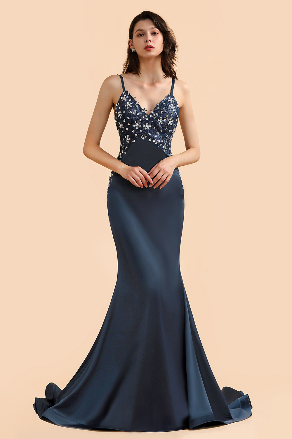 BMbridal Affordable Spaghetti Straps V-Neck Prom Dresses Sleeveless Appliques Beadings Party Dresses Online-BMbridal