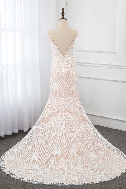 BMbridal Sexy Spaghetti Straps Appliques Ivory Wedding Dresses V-Neck Sleeveless Bridal Gowns