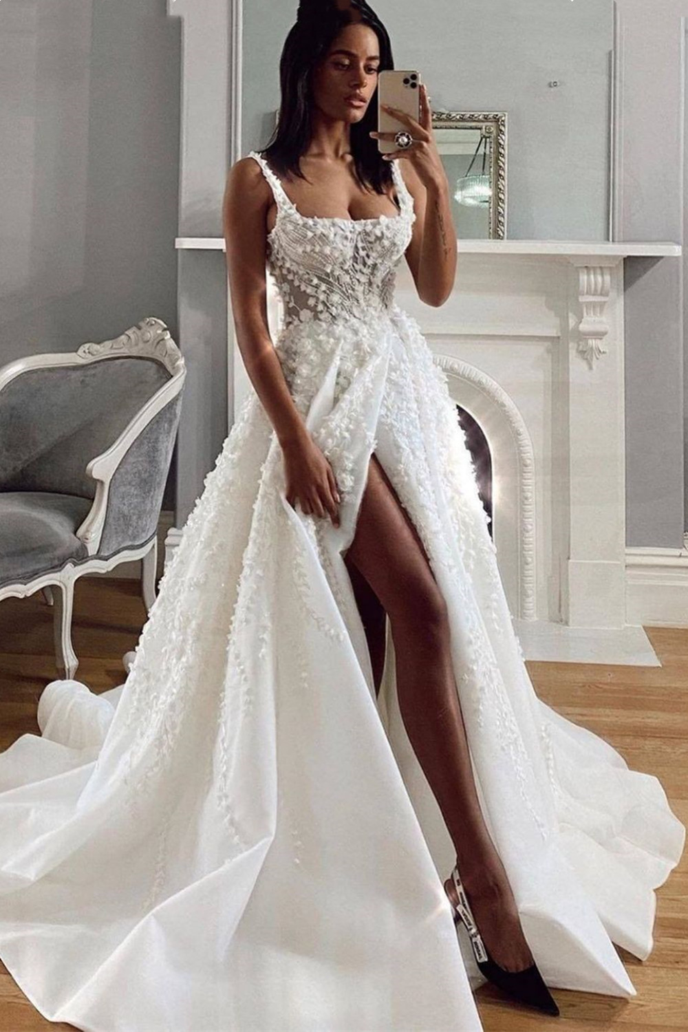 BMbridal Straps Sleeveless Wedding Dress Split With Appliques-BMbridal