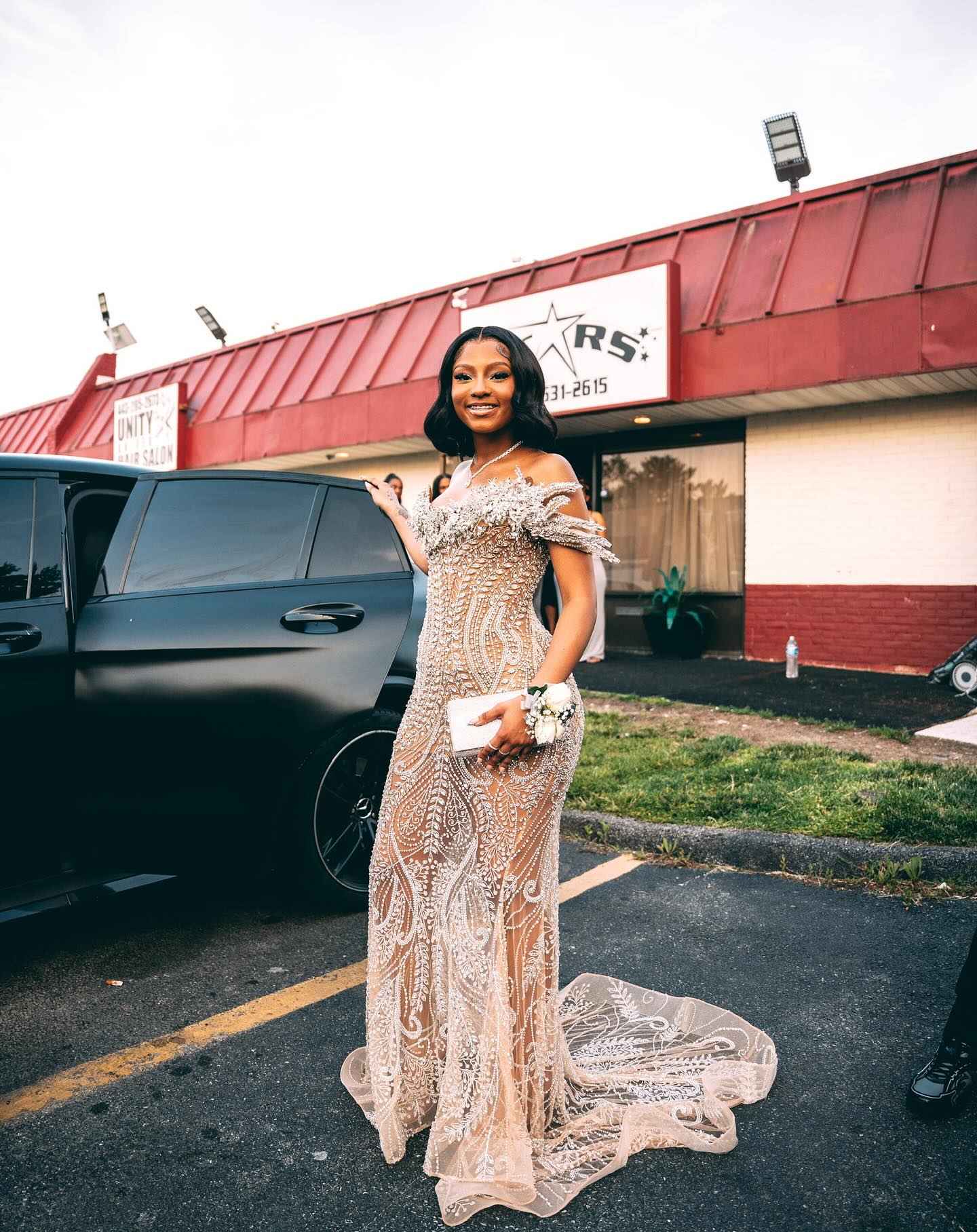 Gilded Dreams - Off-Shoulder Champagne Mermaid Dress in Shimmering Perfection