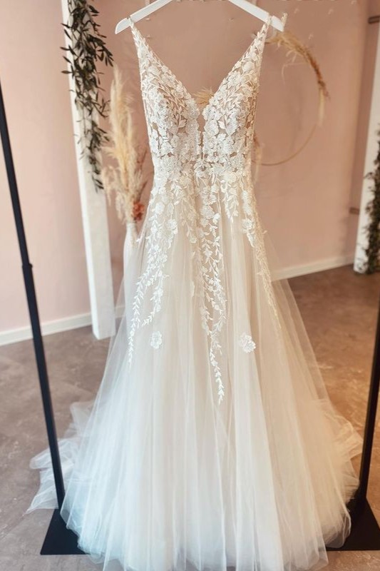 Bmbridal V-Neck Tulle Wedding Dress Sleeveless With Lace Appliques-BMbridal