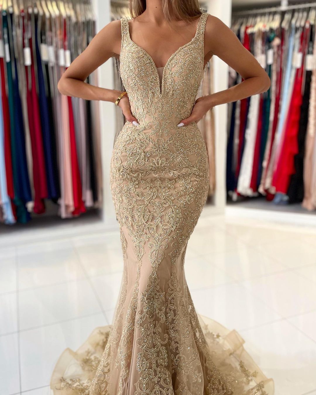 Bmbridal V-Neck Sleeveless Mermaid Prom Dress With Gold Appliques