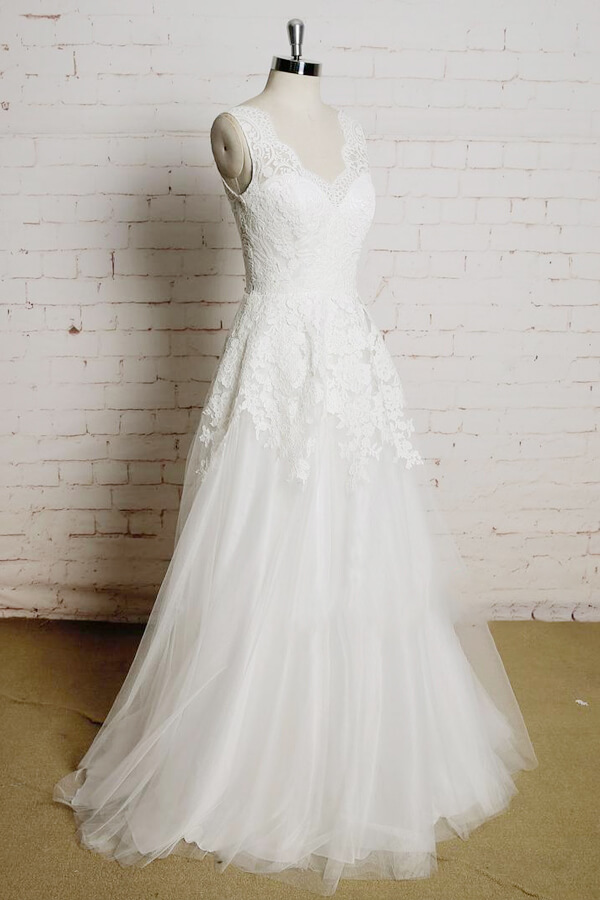 BMbridal Chic V-neck Appliques Tulle A-line Wedding Dress On Sale-BMbridal
