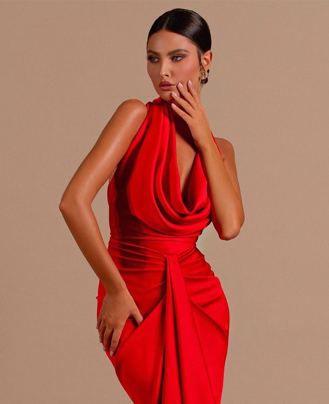 Bmbridal Red Halter V-Neck Prom Dress Mermaid Sleeveless Long
