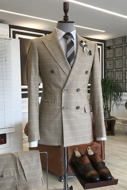 Fashion Light Khaki Peaked Lapel Plaid Men Suits For Business