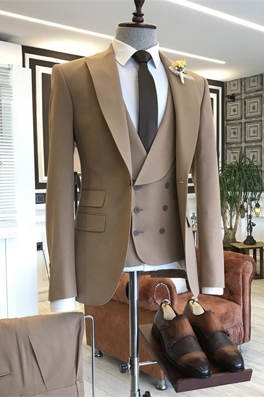 Khaki Peaked Lapel Three Pieces Close Fitting Men Suits For Prom-BMbridal