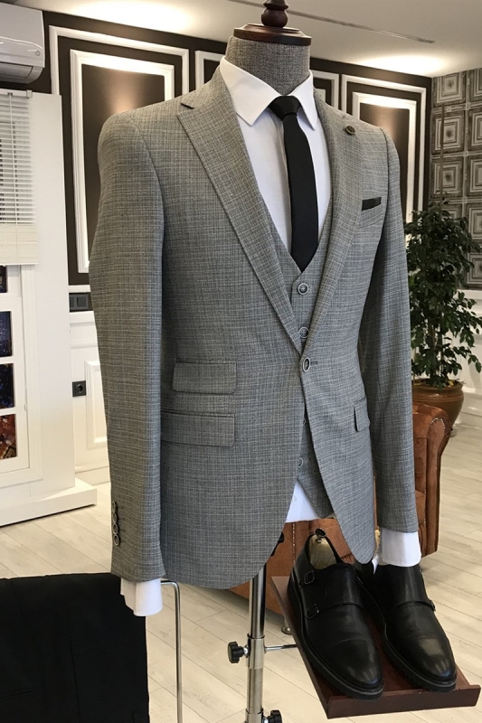 Formal Gray Notched Lapel Three Pieces Men Suits For Business-BMbridal