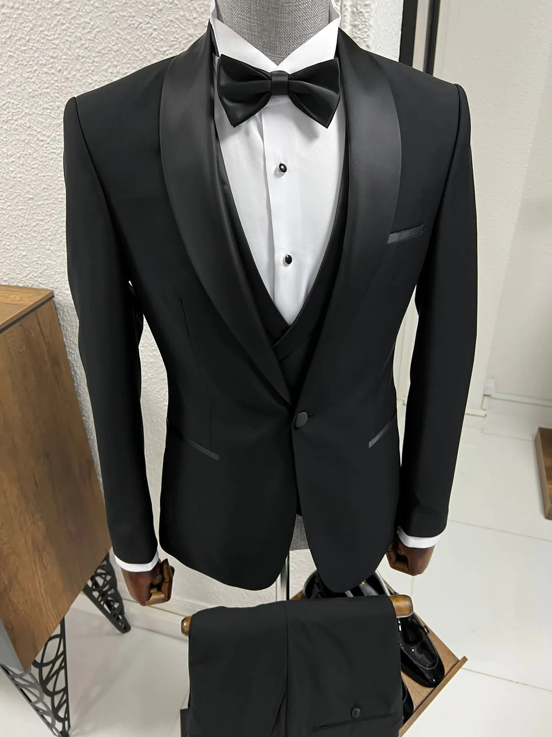 Black Shawl Lapel Three Pieces Bespoke Wedding Suits-BMbridal