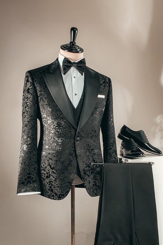 Formal Black Peaked Laple Three Pieces Jacquard Prom Suits-BMbridal