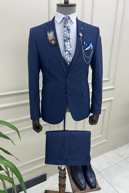 Dark Blue Notched Lapel Three Pieces Close Fitting Prom Suits-BMbridal