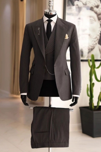 Brown Striped Peaked Lapel Three Pieces Slim Fit Business Suits-BMbridal