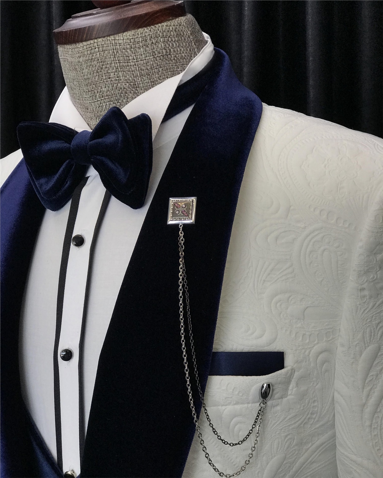 Fancy White Three Pieces Jacquard Wedding Suits With Navy Blue Shawl Lapel-BMbridal