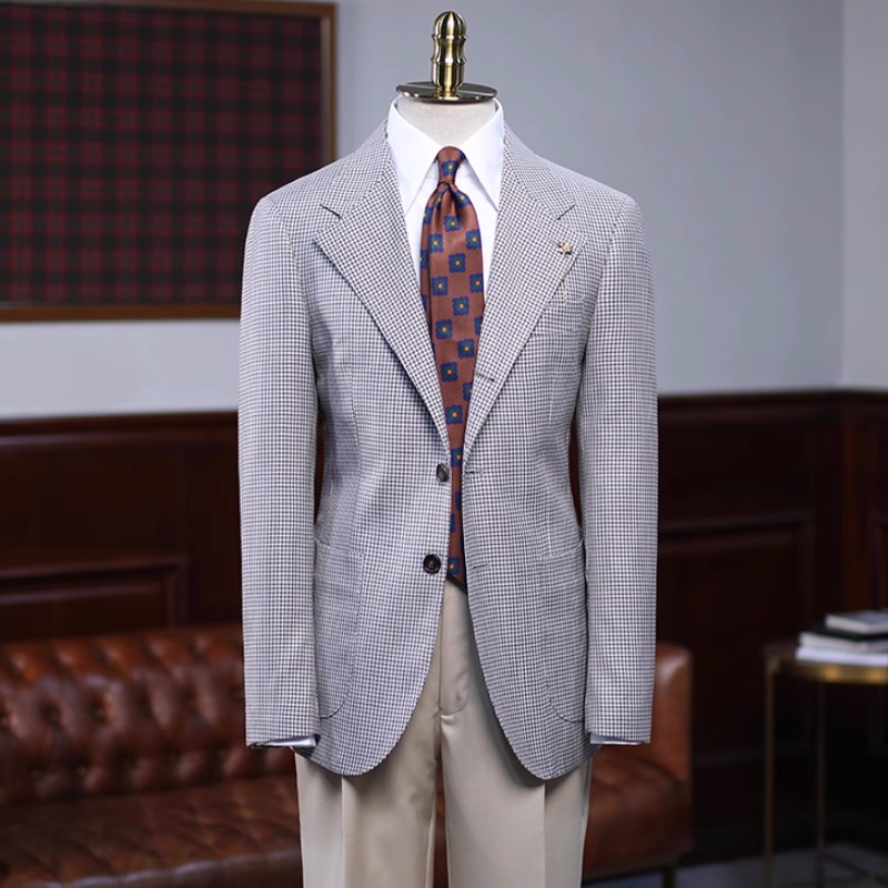 Charming Gray Plaid Notched Lapel Prom Suits For Men-BMbridal
