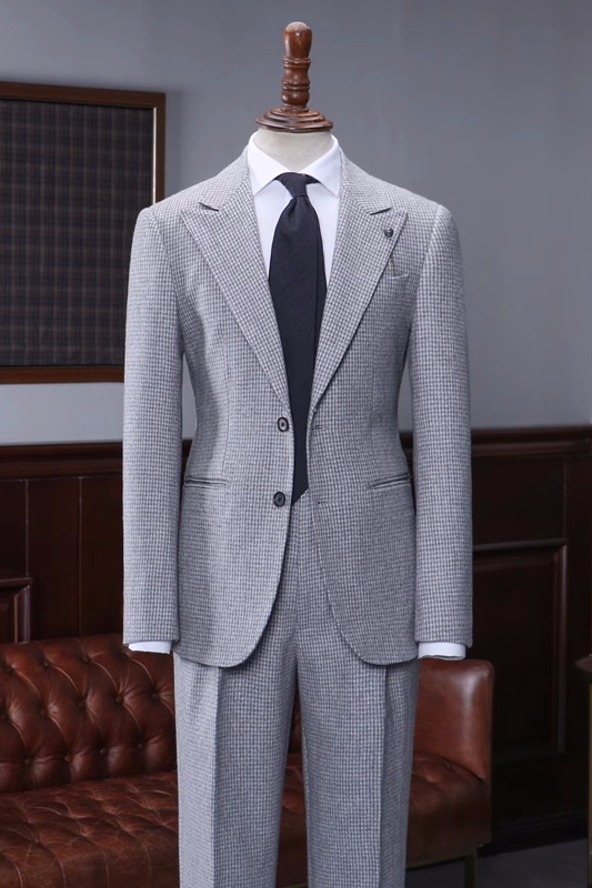 Fancy Gray Plaid Peaked Lapel Business Suits-BMbridal
