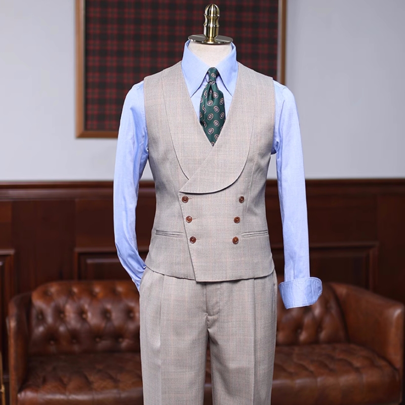 Special Khaki Plaid Peaked Lapel Three Pieces Prom Suits-BMbridal