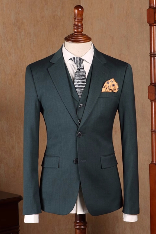 Decent Dark Green Notched Lapel Three Pieces Prom Suits-BMbridal