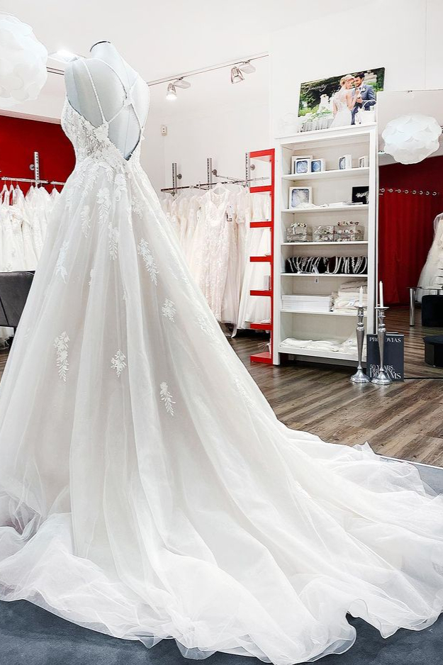 BMbridal Spaghetti Straps Tulle V Neck Ivory Ruffles Wedding Dresses With Lace-BMbridal
