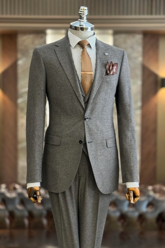Gray Notched Lapel Three Pieces Business Men Suits-BMbridal
