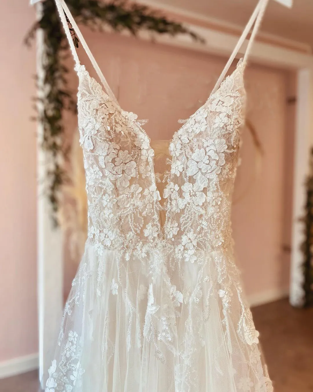 Modern Spaghetti Straps Backless Deep V Neck Long A Line Wedding Dress with Lace Tulle