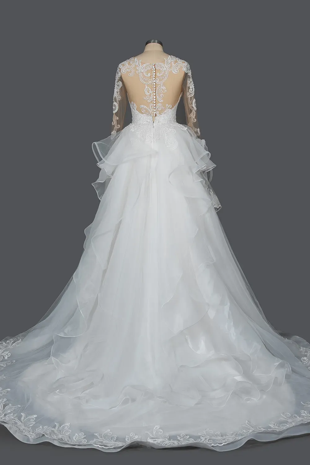 Chic Ruffles Ball Gown Long Sleeve Wedding Dress with Lace Appliques