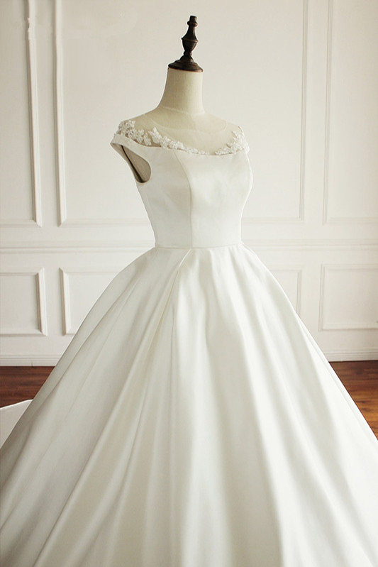 BMbridal Simple A-Line Satin Jewel Ruffle Wedding Dress Tulle Lace Appliques Sleeveless Bridal Gowns On Sale-BMbridal