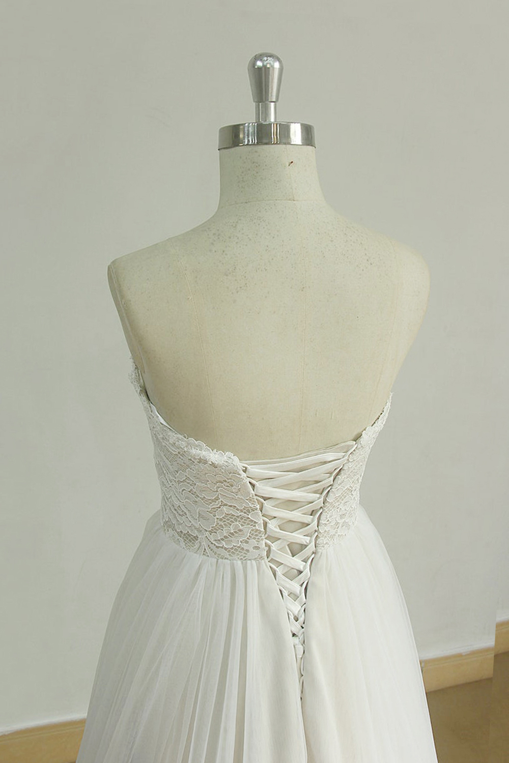 BMbridal Sexy Sweetheart White Tulle Wedding Dress Lace A-line Ruffles Bridal Gowns On Sale