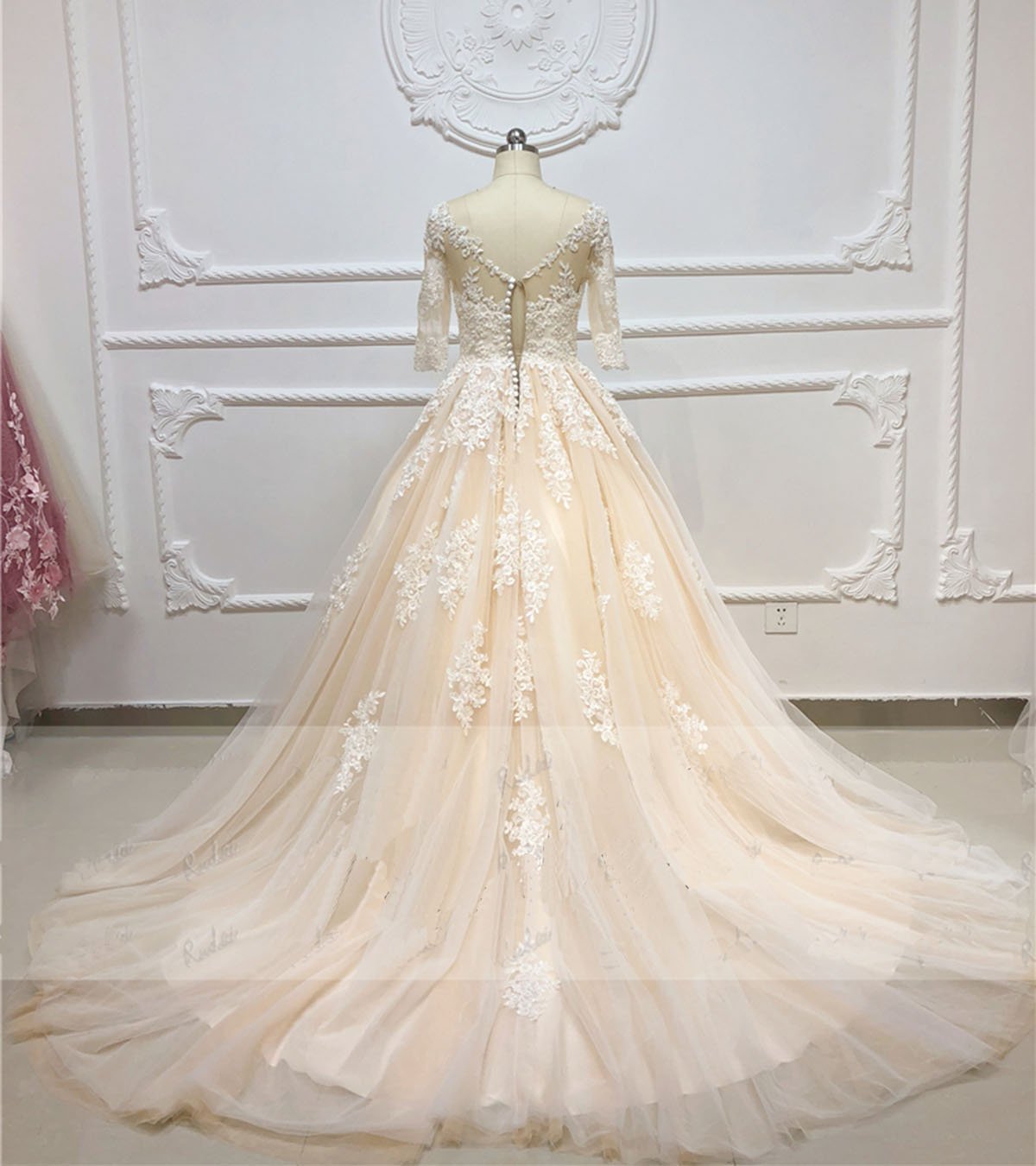 BMbridal Gorgeous Champagne Tulle Half Sleeve Long Wedding Dress White Lace Applique Bridal Gowns On Sale-BMbridal
