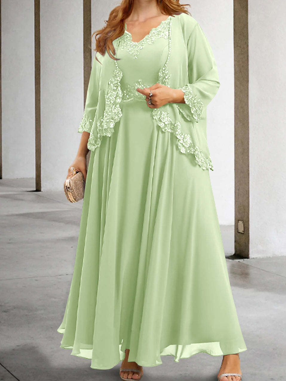 Mother of the Bride A-Line/Princess Dresses Featuring Applique & Sequins