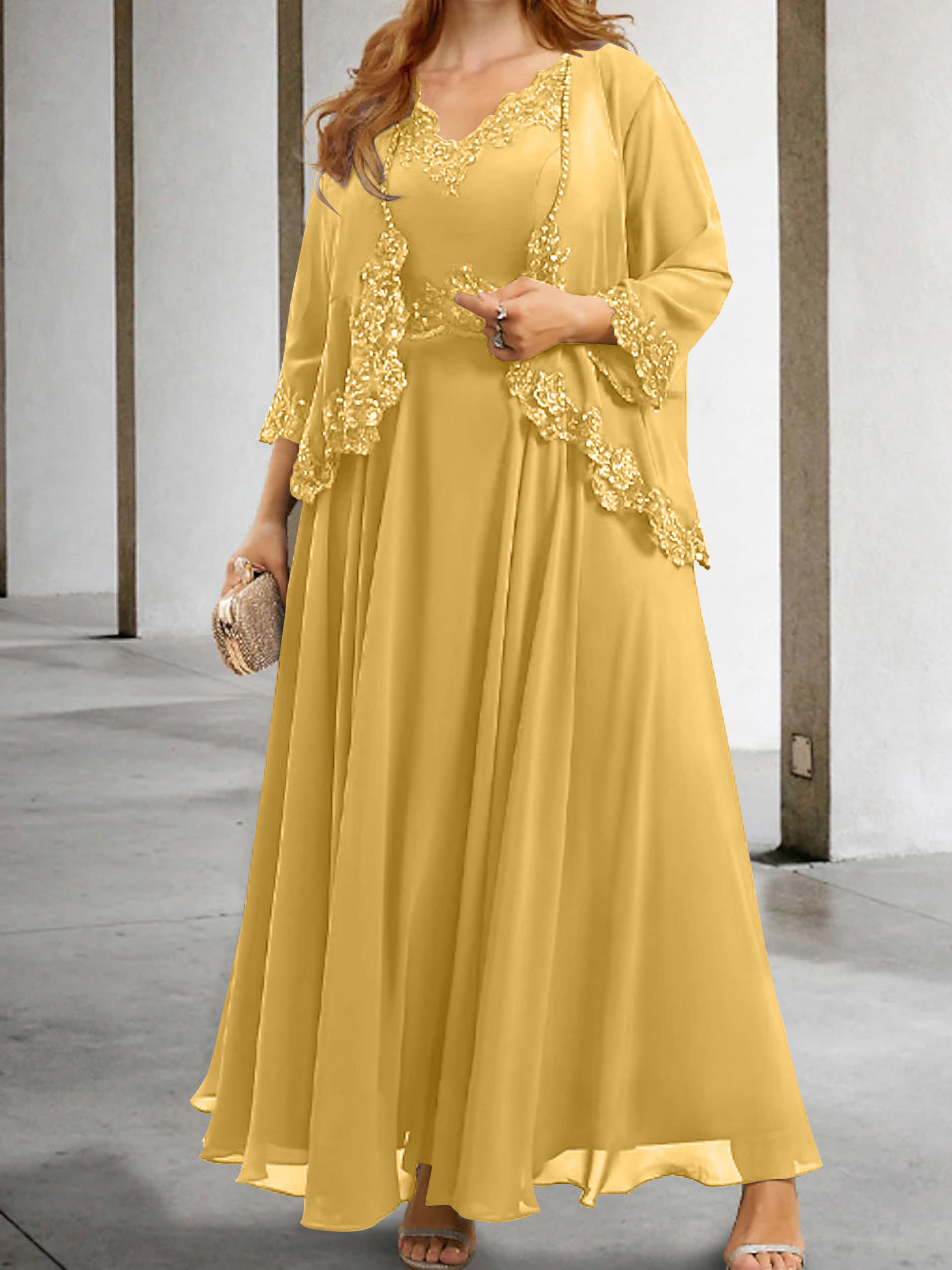 Mother of the Bride A-Line/Princess Dresses Featuring Applique & Sequins