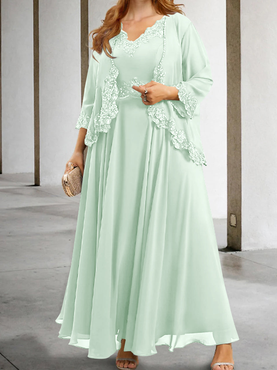 Mother of the Bride A-Line/Princess Dresses Featuring Applique & Sequins