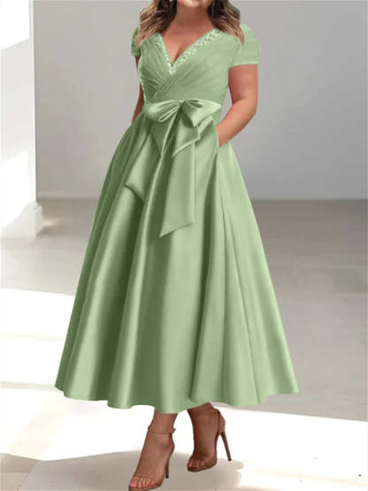 Plus Size Mother of the Bride A-Line Princess V-Neck Dress with Pockets and Ruffles-BMbridal